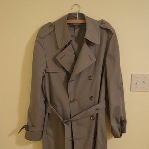 London Fog Unlined Trench Coat 38R